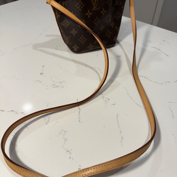 Louis Vuitton Nano Noé - Picture 3 of 5